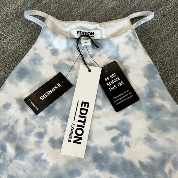 Express Body Contour Abstract Print Bodysuit - Picture 6 of 9